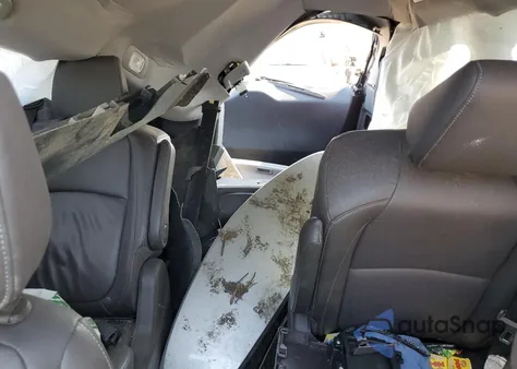 2021 Honda Odyssey Touring из США, поврежденный, VIN 5FNRL6H82MB042561